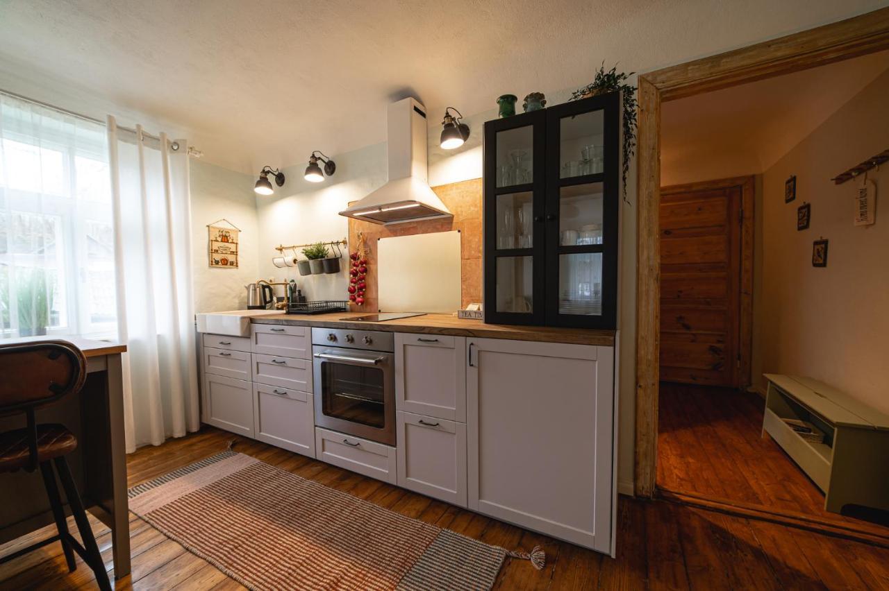 Pils Parka Apartamenti Кулдига Экстерьер фото
